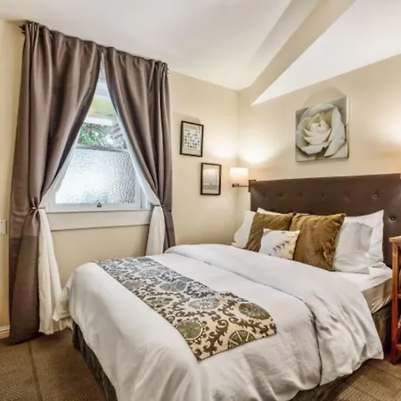 Parker Guest House-3